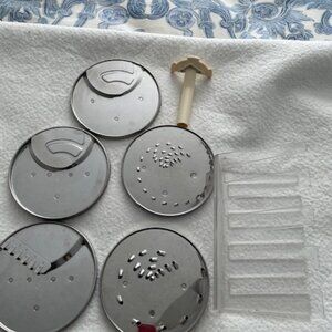 Cuisinart DLC-7 Food Processor 5 Blades, Acrylic Holder & Blade Attachment